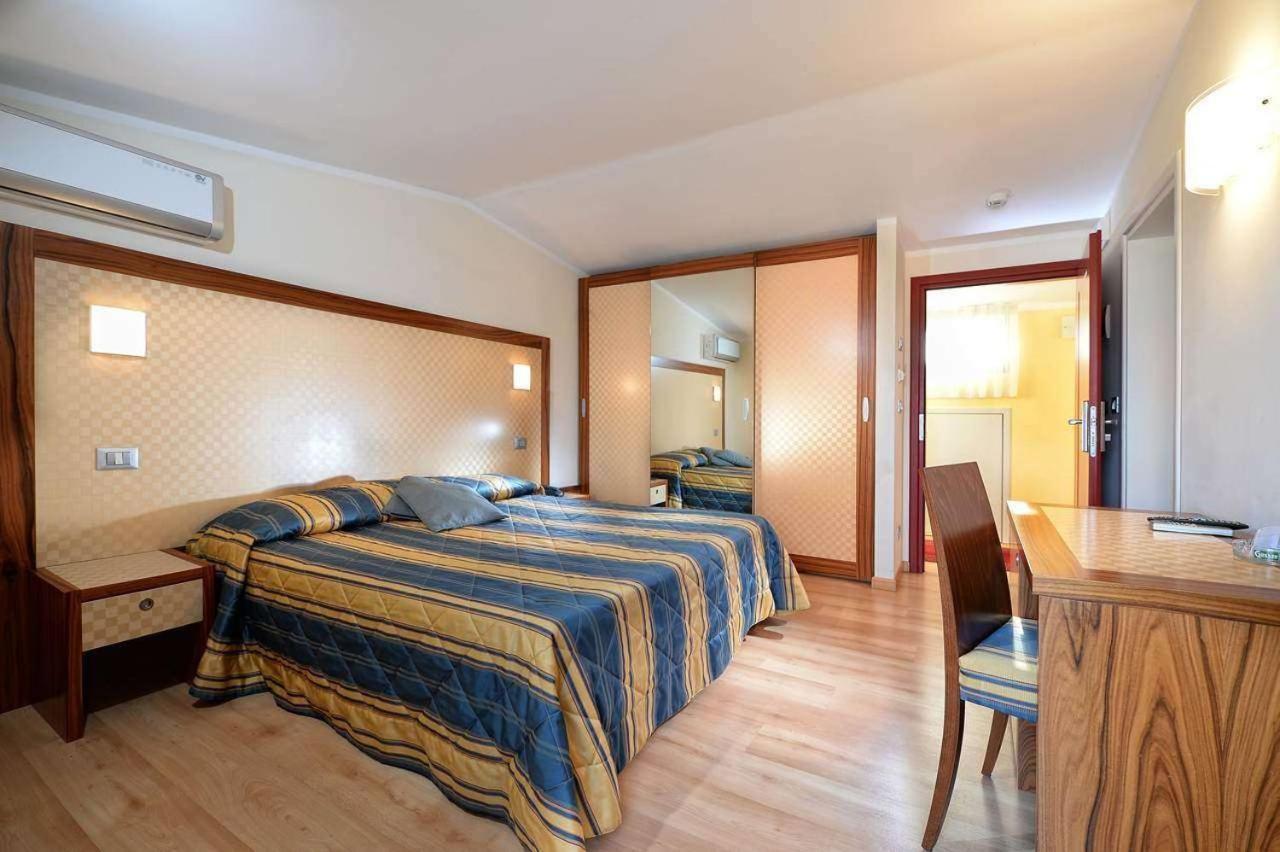 Junior Family Hotel Cavallino-Treporti Extérieur photo